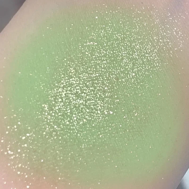16 Colors Eyeshadow Palette Matte Glitter Pearlescent Powder Delicate Easy To Clear Shimmer Eye Shadow Green Spirit Make Up
